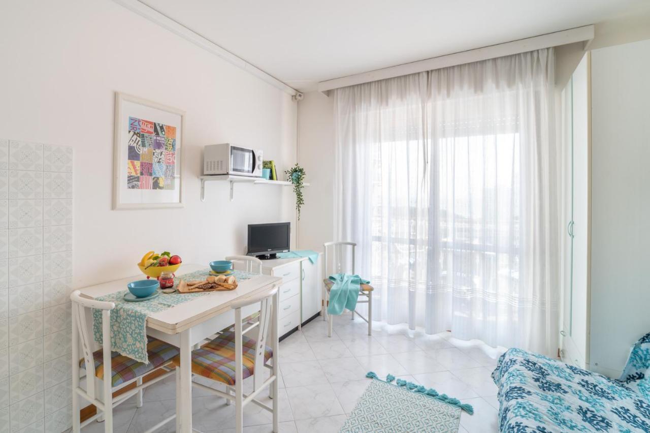 Residenza Puerto Do Sol Apartment Lignano Sabbiadoro Exterior photo