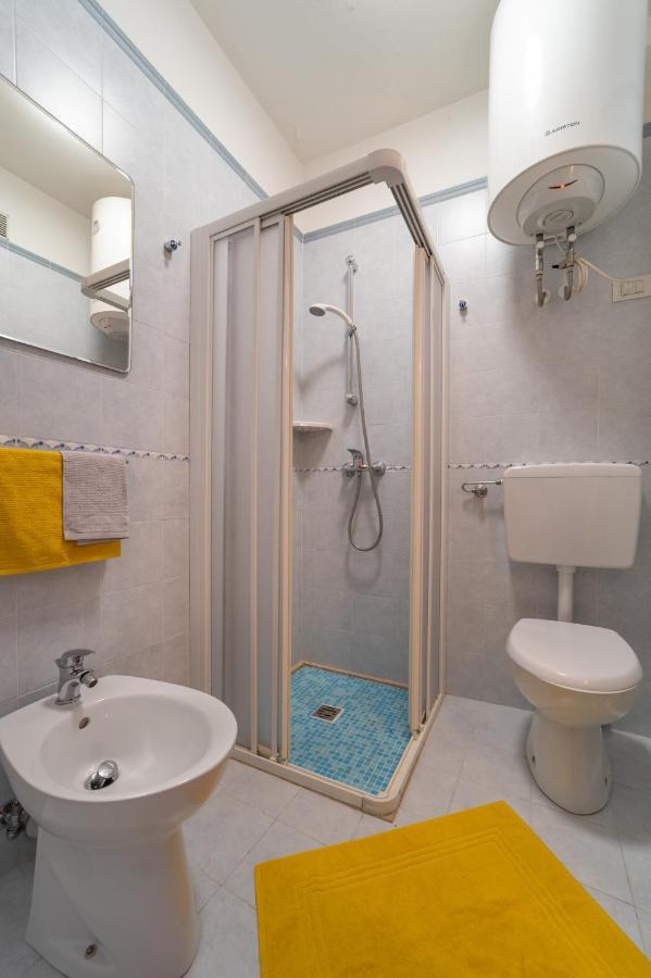 Residenza Puerto Do Sol Apartment Lignano Sabbiadoro Exterior photo