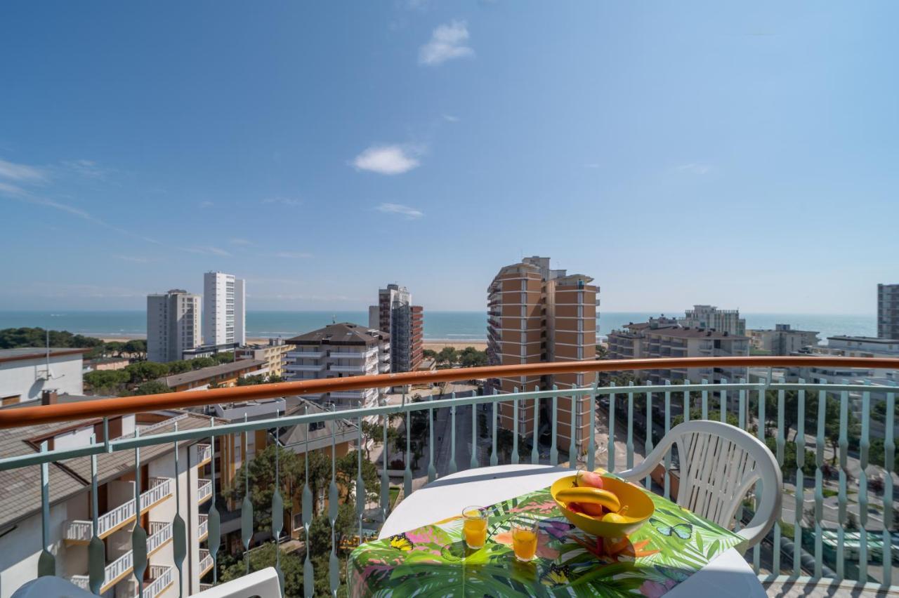 Residenza Puerto Do Sol Apartment Lignano Sabbiadoro Exterior photo
