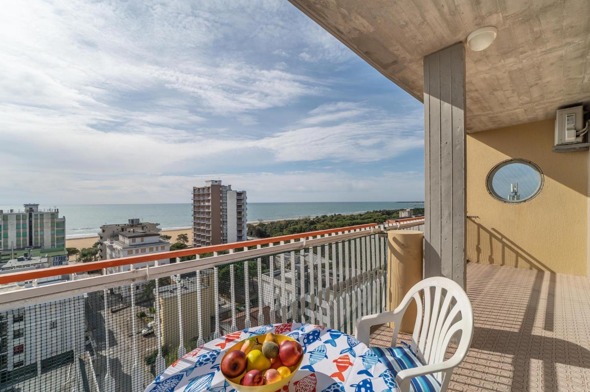 Residenza Puerto Do Sol Apartment Lignano Sabbiadoro Exterior photo