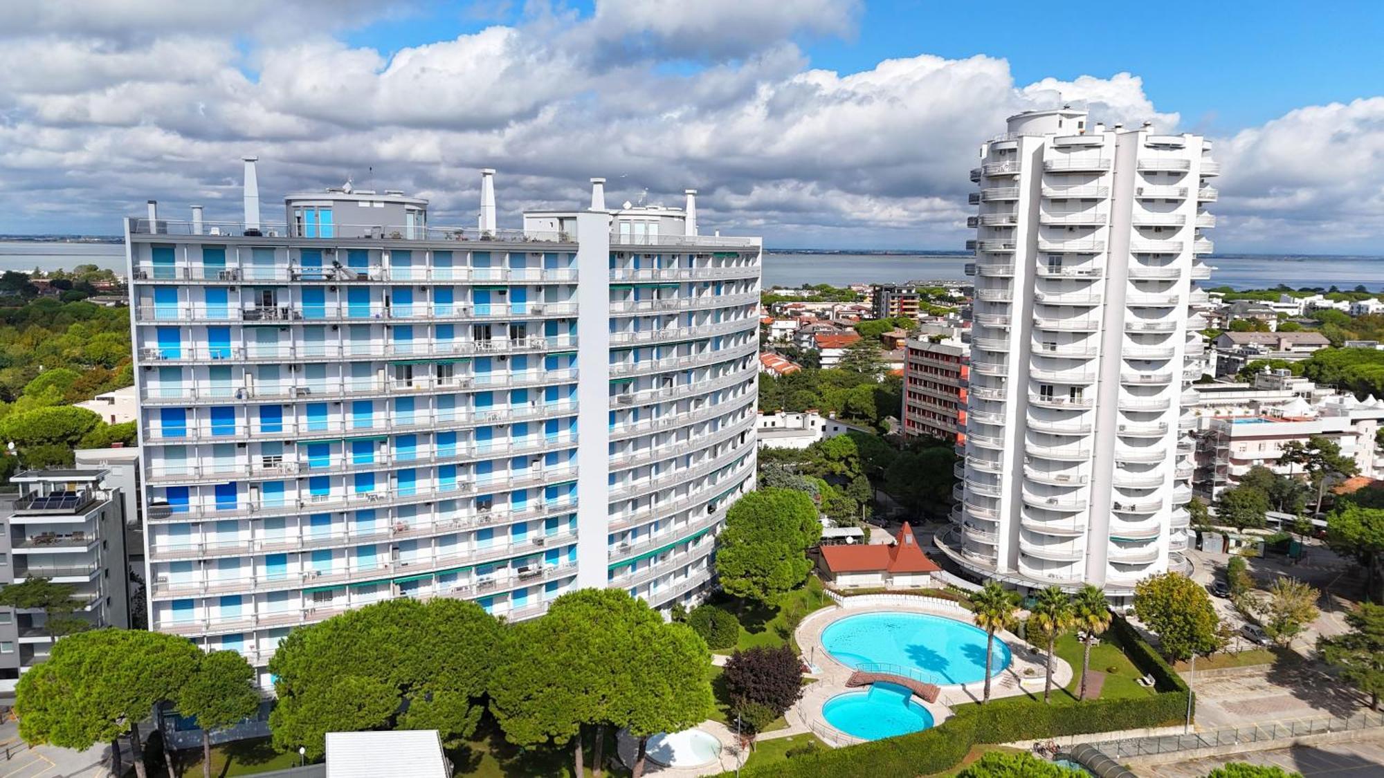 Residenza Puerto Do Sol Apartment Lignano Sabbiadoro Exterior photo